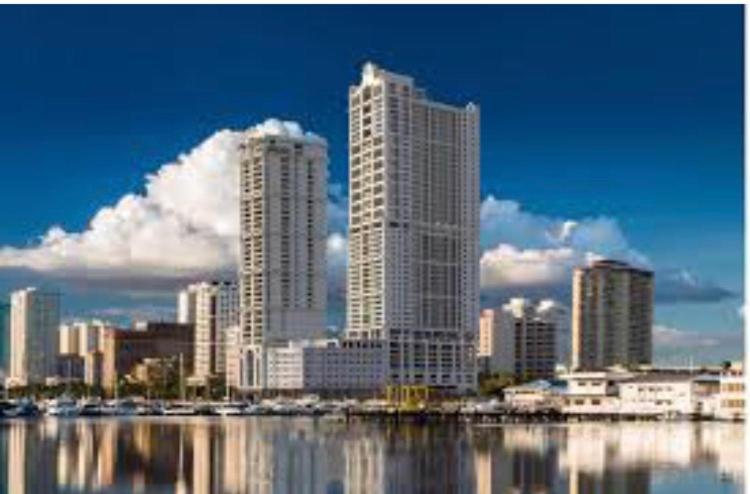 Admiral Baysuites マニラ市 エクステリア 写真
