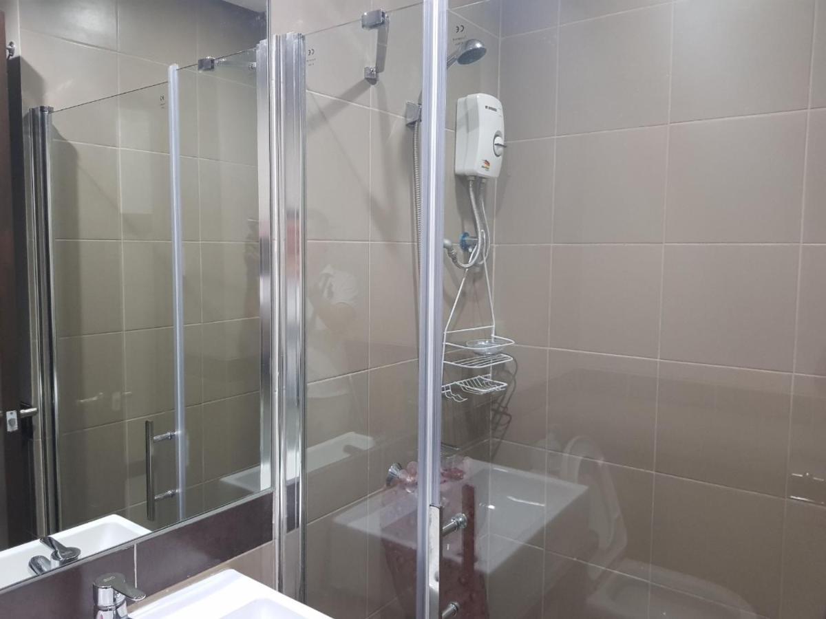 Admiral Baysuites マニラ市 エクステリア 写真